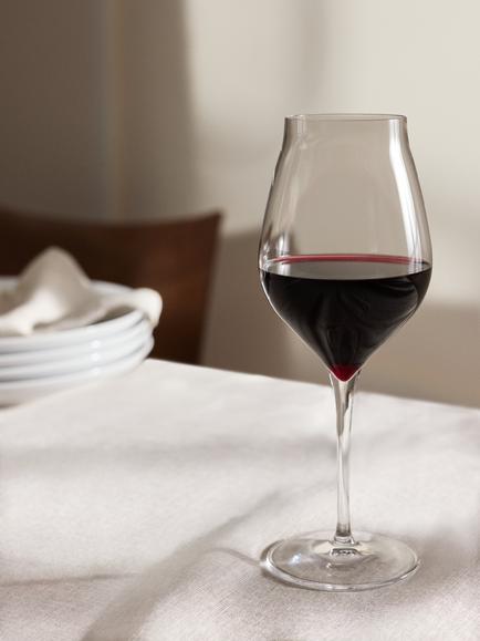 John Lewis Connoisseur Lighter Bodied Red Wine Glasses, Set of 4, 450ml, Clear - view 2, 