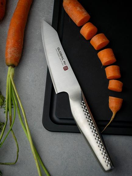 GLOBAL Ni Vegetable/Santoku Knife, 13cm - view 2, Silver