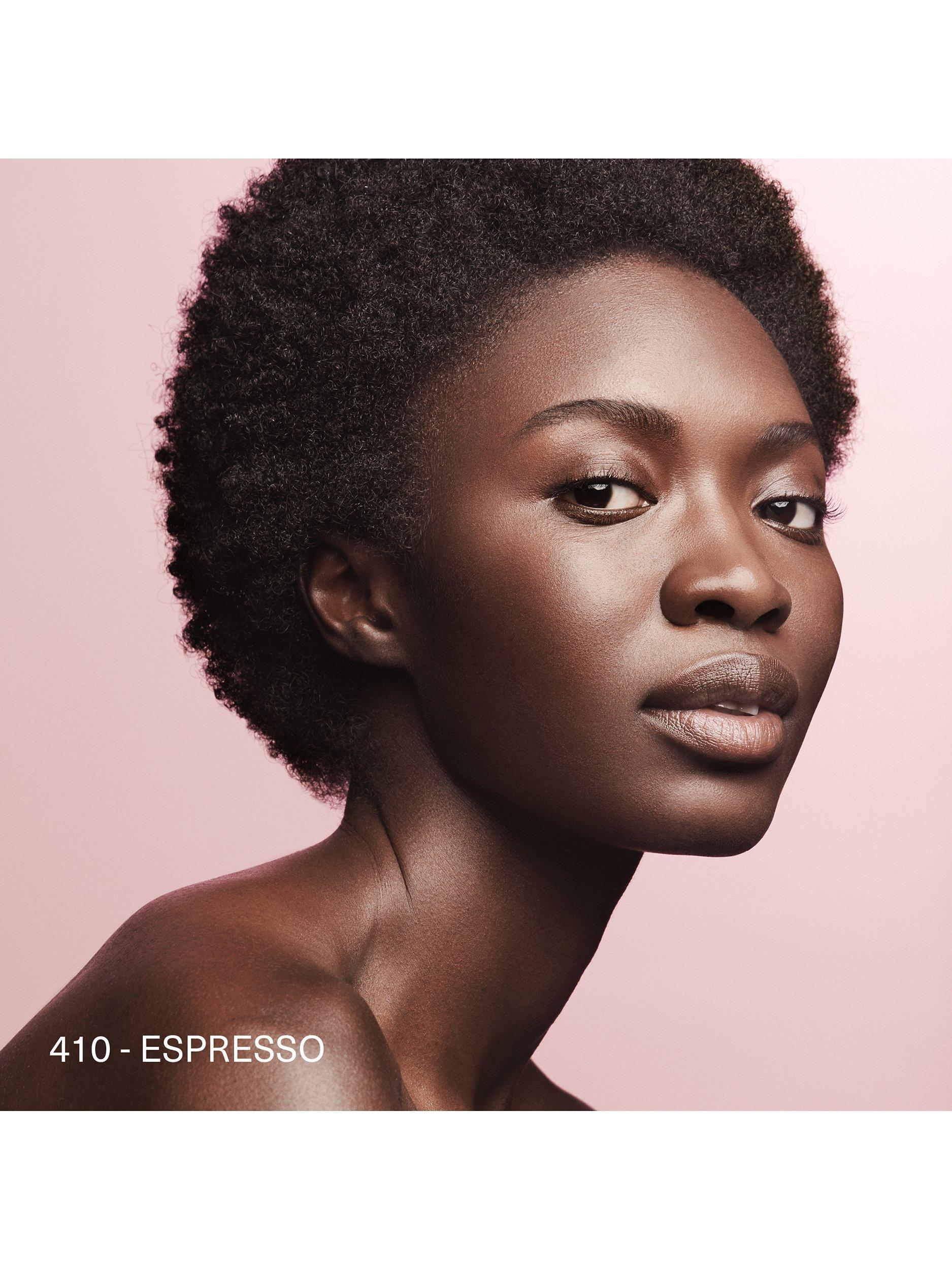 Product image 4 of 5, which shows La Mer The Soft Fluid Long Wear Foundation SPF 20, Espresso