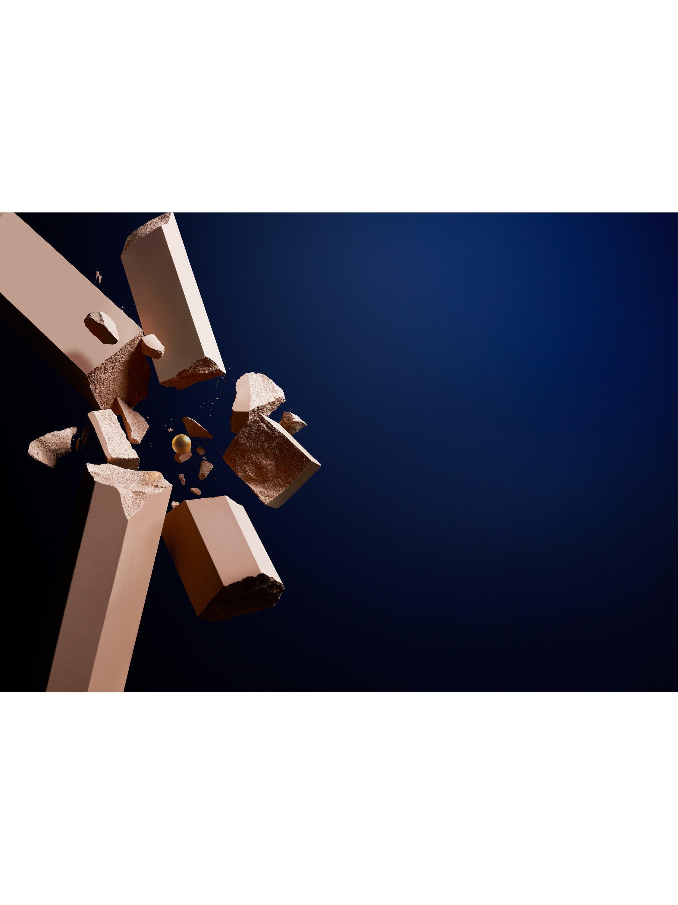 Product image 7 of 7, which shows La Prairie Skin Caviar Powder Foundation SPF 15, Satin Nude N-30