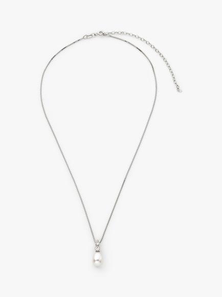 Lido Cubic Zirconia and Small Freshwater Pearl Pendant Necklace, Silver - view 2, Silver