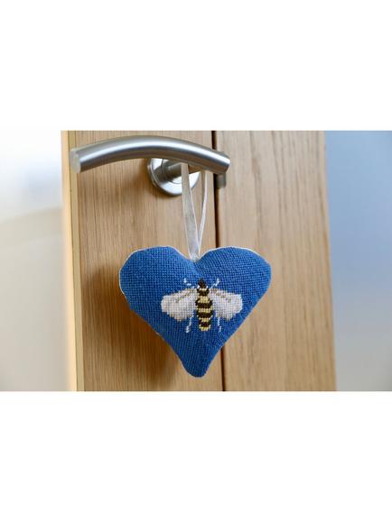 Cleopatra's Needle Lavender Bee Heart Tapestry Kit - view 2, 