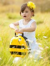 My Carry Potty, Bee