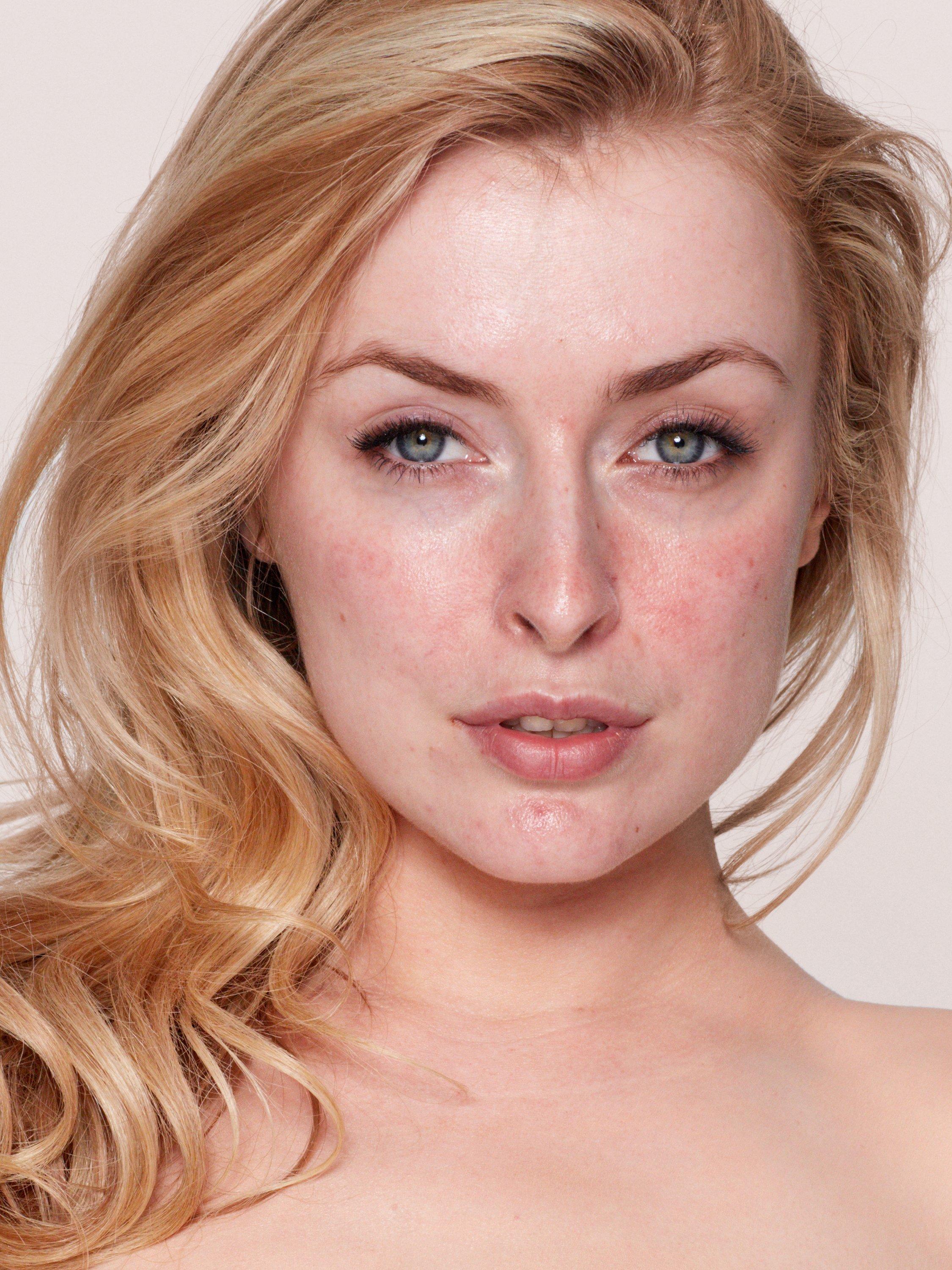 Product image 4 of 5, which shows Charlotte Tilbury Airbrush Flawless Foundation, 5 Warm