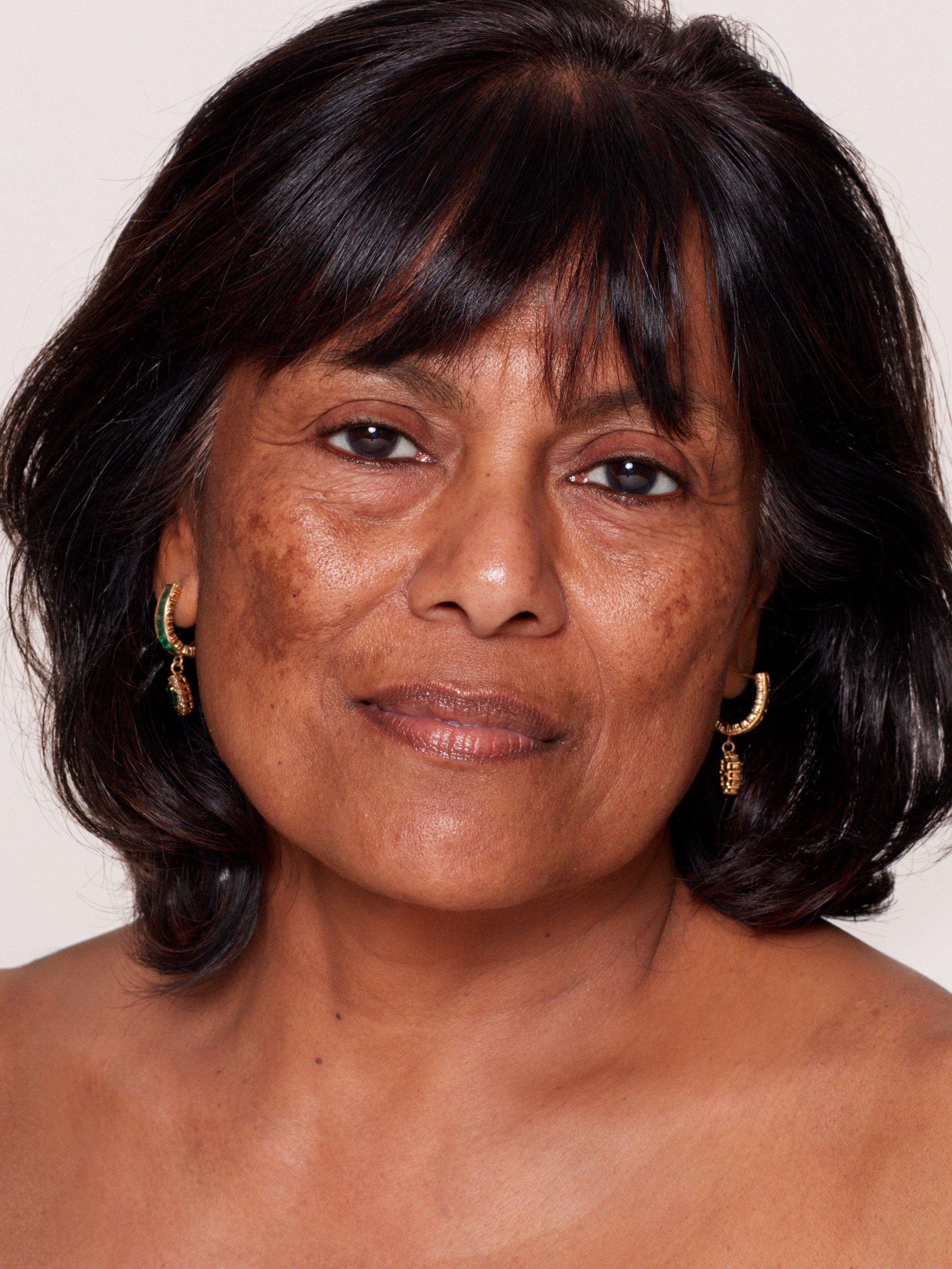Product image 4 of 5, which shows Charlotte Tilbury Airbrush Flawless Foundation, 11 Warm