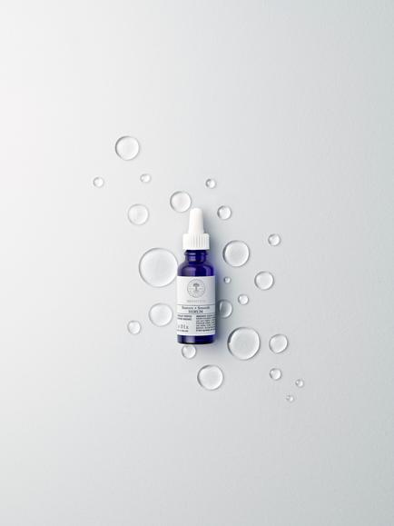 Neal's Yard Remedies Sensitive Restore & Smooth Serum, 30ml - view 2, 