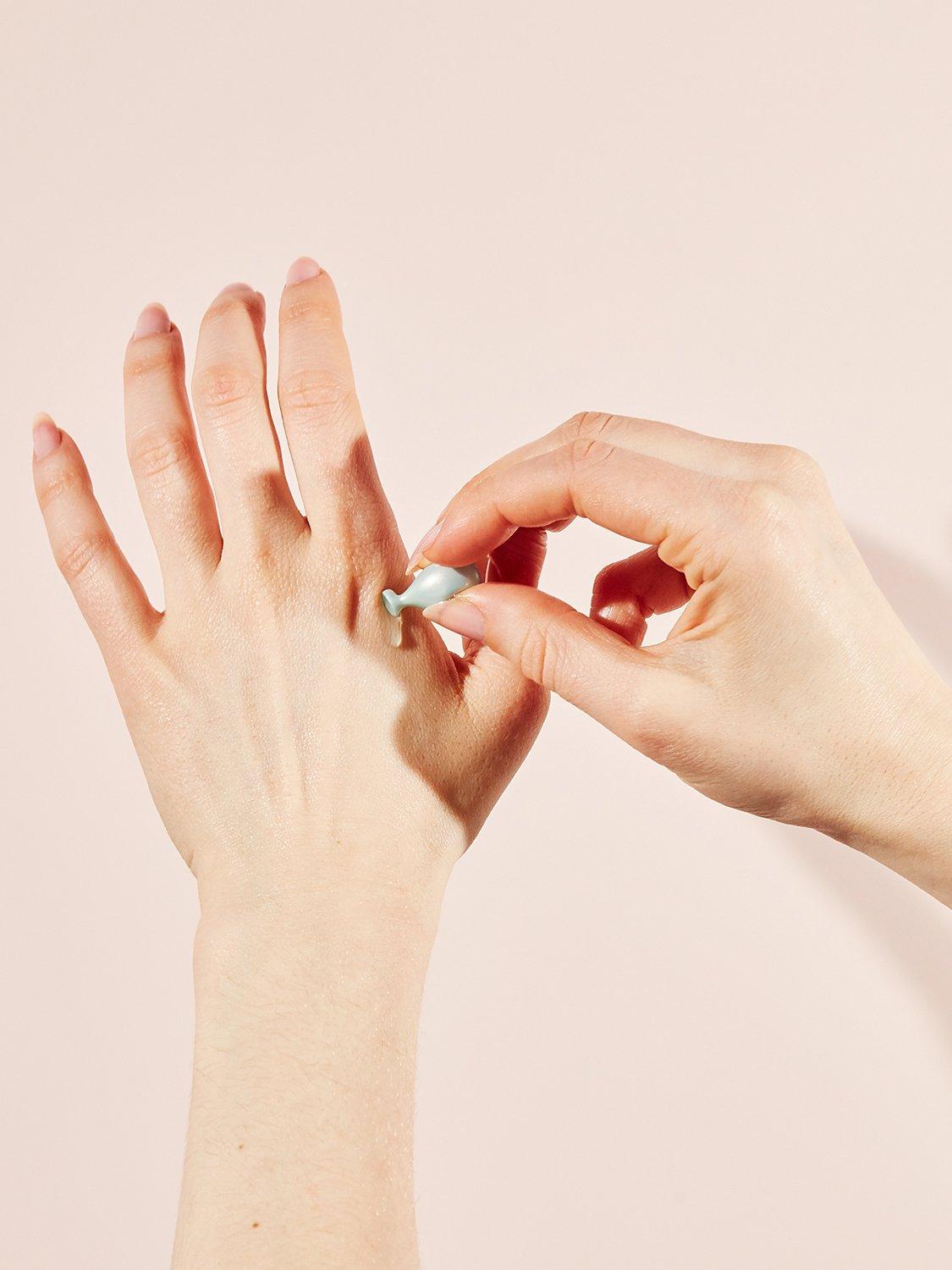 Product image 8 of 8, which shows EVE LOM Cleansing Oil Capsules Travel Pack, x 14