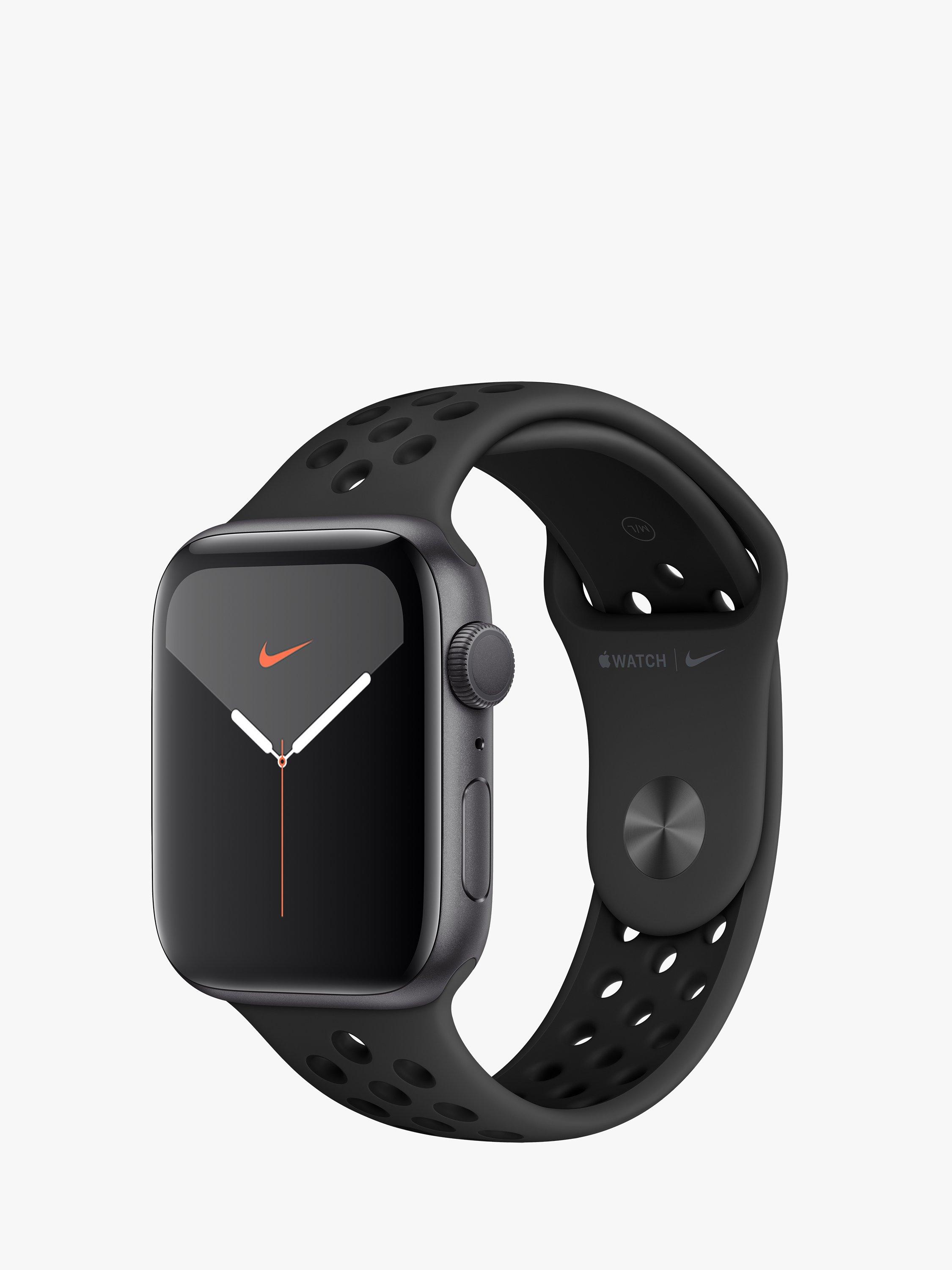 Apple Watch Nike SE GPS 44mm Space orders Gray Aluminum Case Anth/Black Nike Sport Band