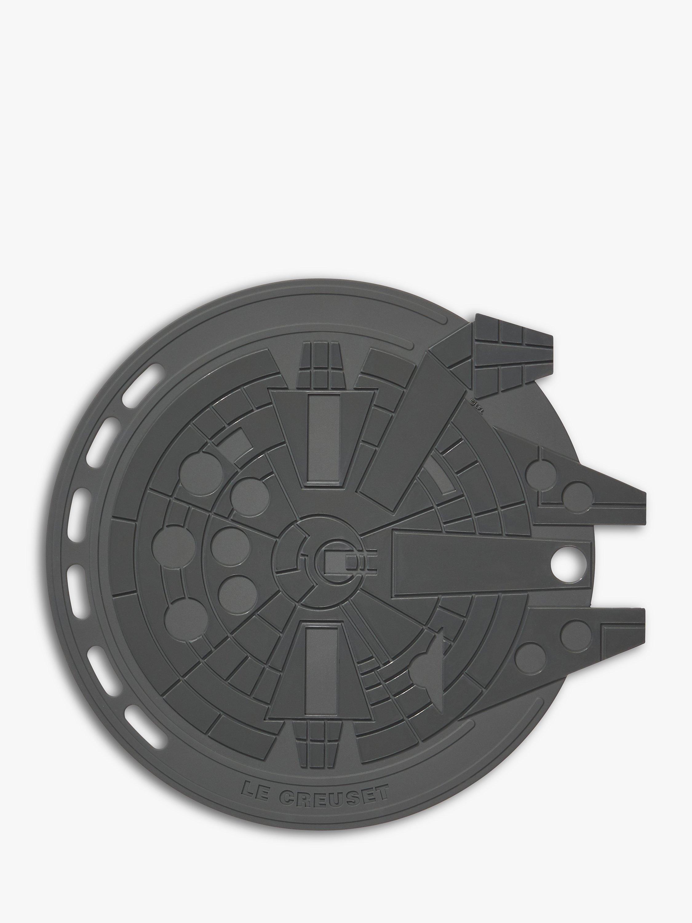 Le Creuset Star Wars Millennium Falcon Trivet, Grey