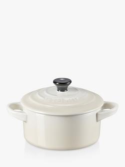 Le Creuset Stoneware Petite Round Casserole, Meringue