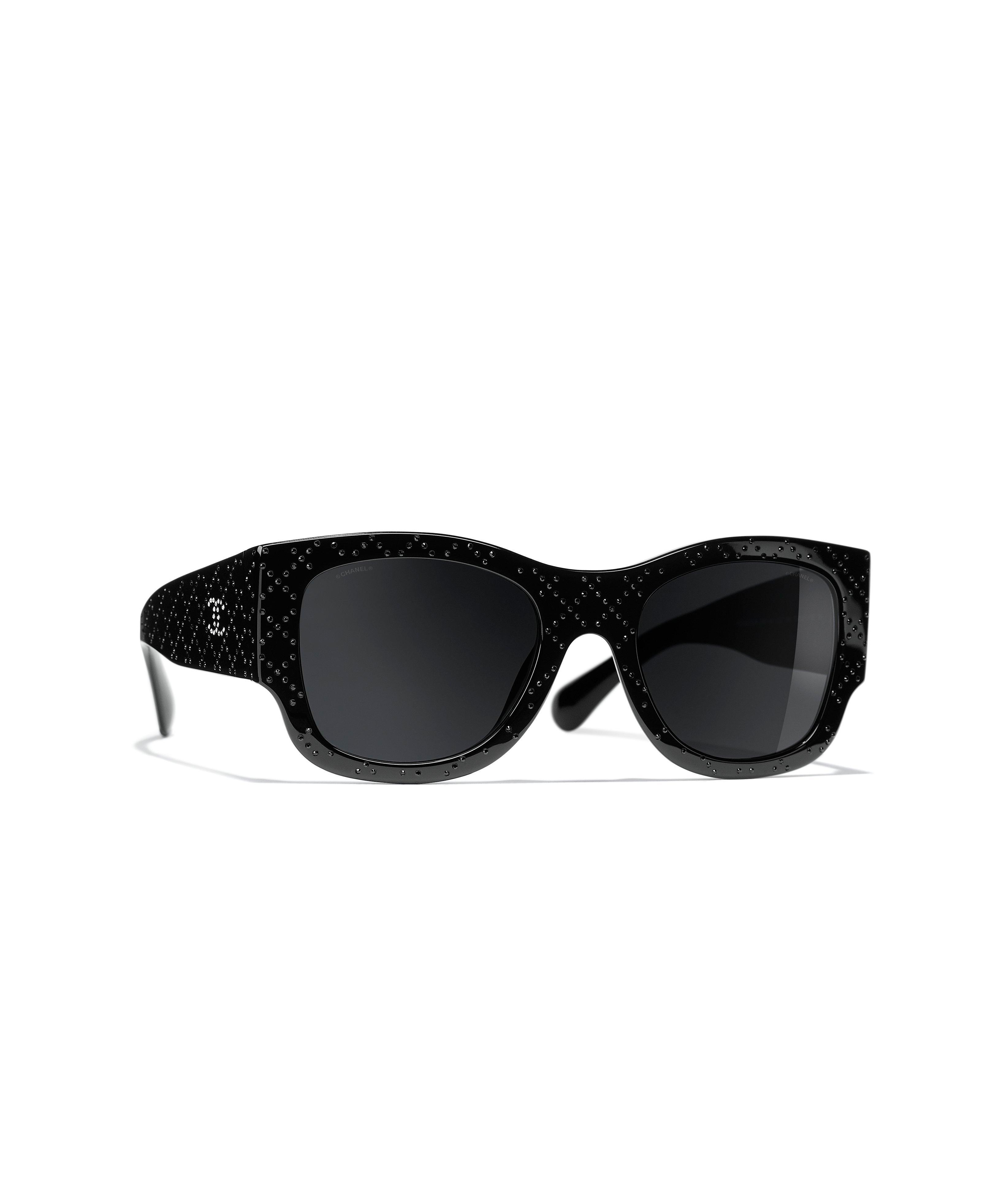 CHANEL Oval Sunglasses CH5421B Black