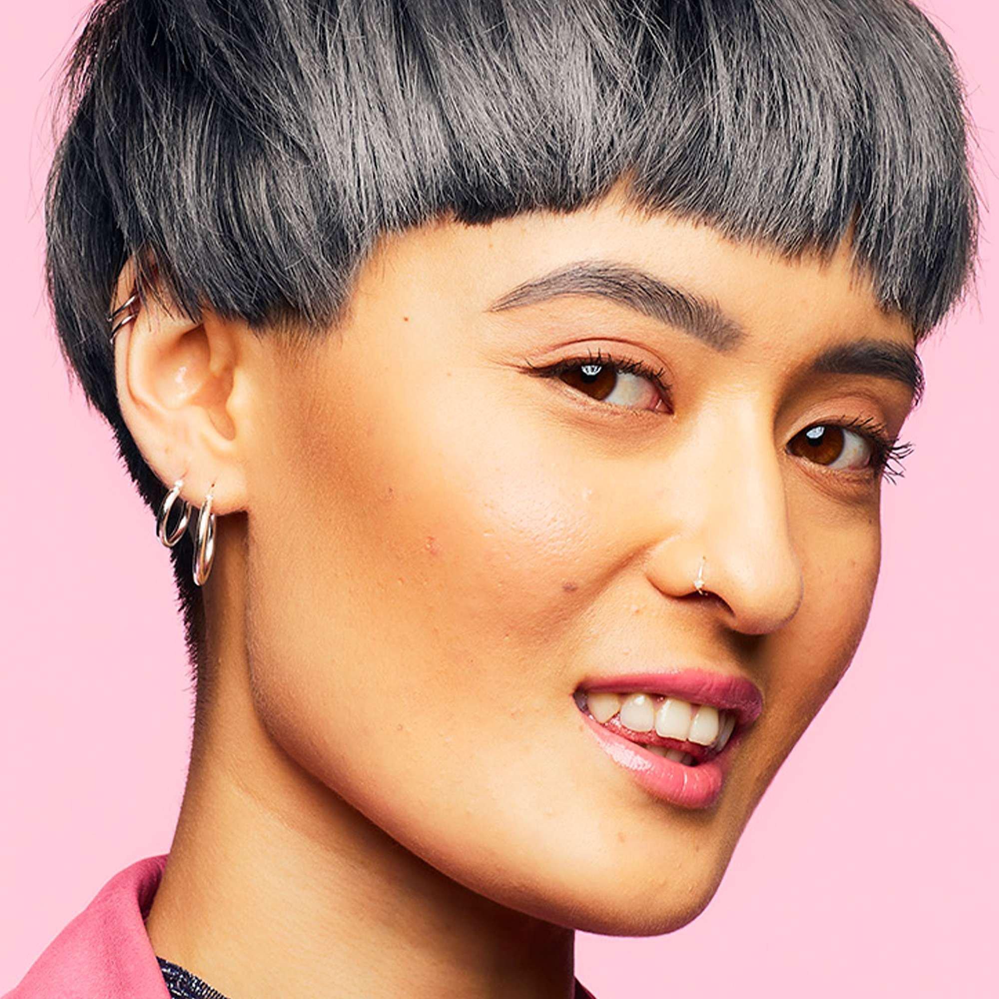 Product image 2 of 4, which shows Benefit Gimme Brow+ Volumising Eyebrow Gel Travel Sized Mini, Cool Grey