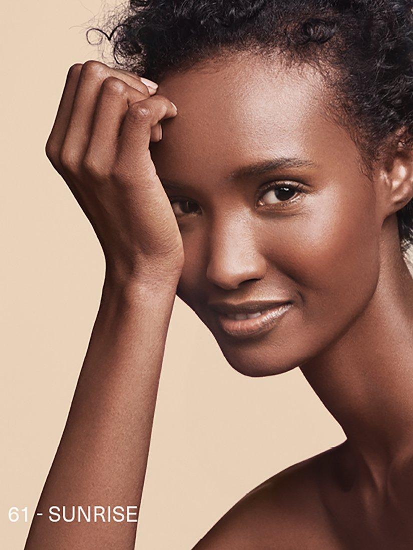 Product image 3 of 4, which shows La Mer The Powder Compact Foundation SPF 30, 61 Sunrise