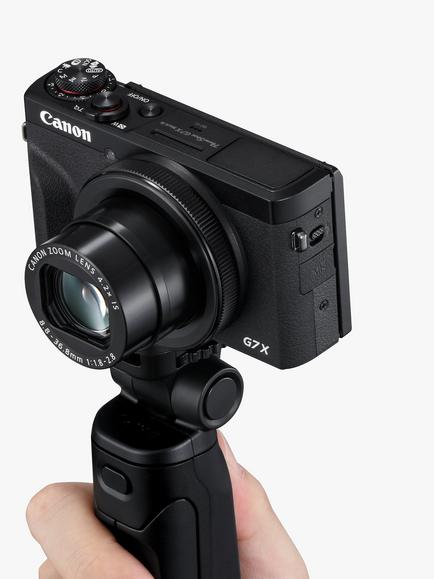 Canon PowerShot G7 X Mark III Digital Camera, 4K Ultra HD, 20.1MP, 4.2x Optical Zoom, Wi-Fi, Bluetooth, 3" Tilting Touch Screen, Black, Vlogger Kit with Tripod Grip, Wireless Remote Control & Memory Card - view 2, Black