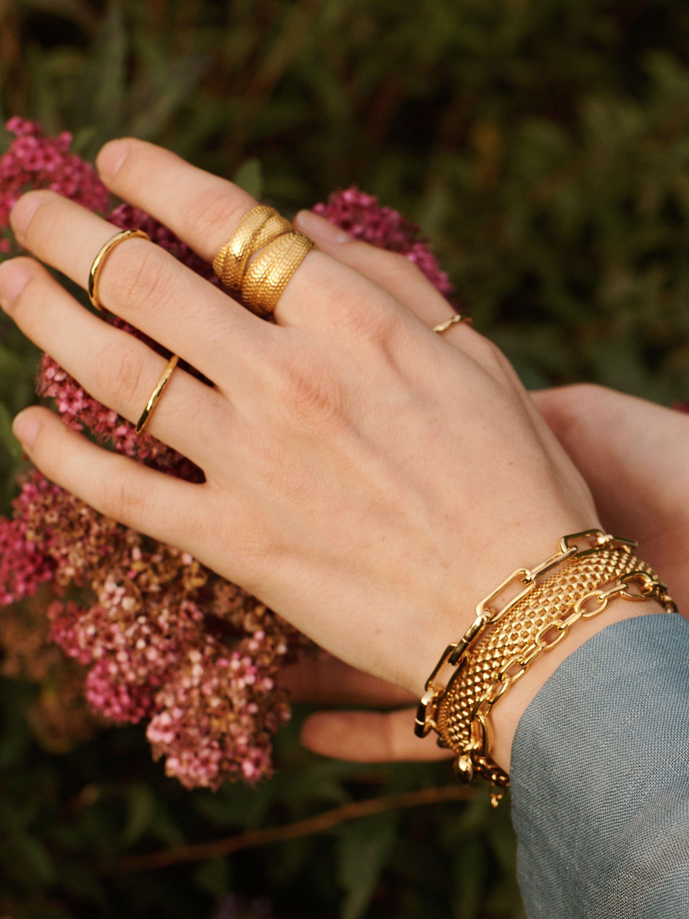 Product image 5 of 7, which shows Monica Vinader Textured Chunky Chain Bracelet, Gold