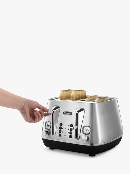De'Longhi Distinta X 4 Slice Toaster - view 2, Stainless Steel