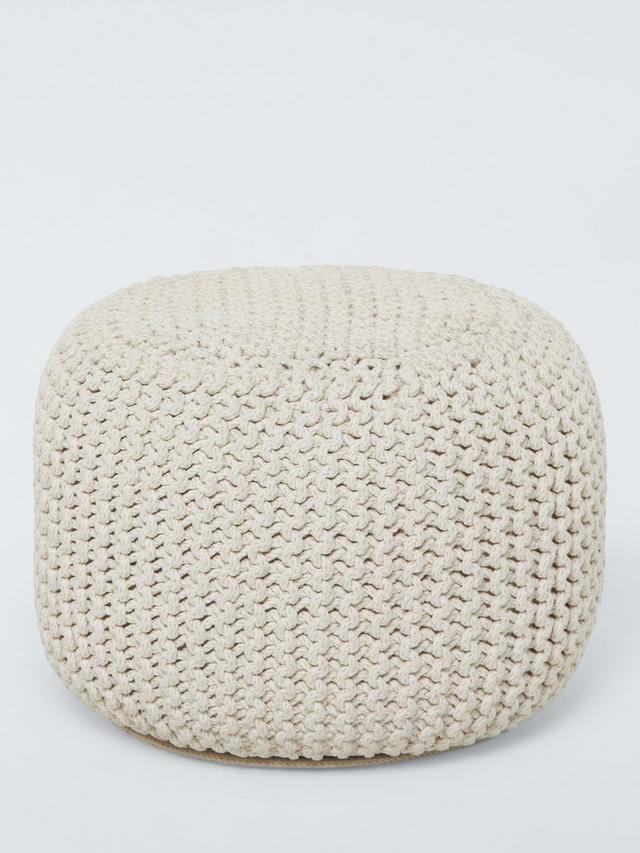 Knitted Pouffe