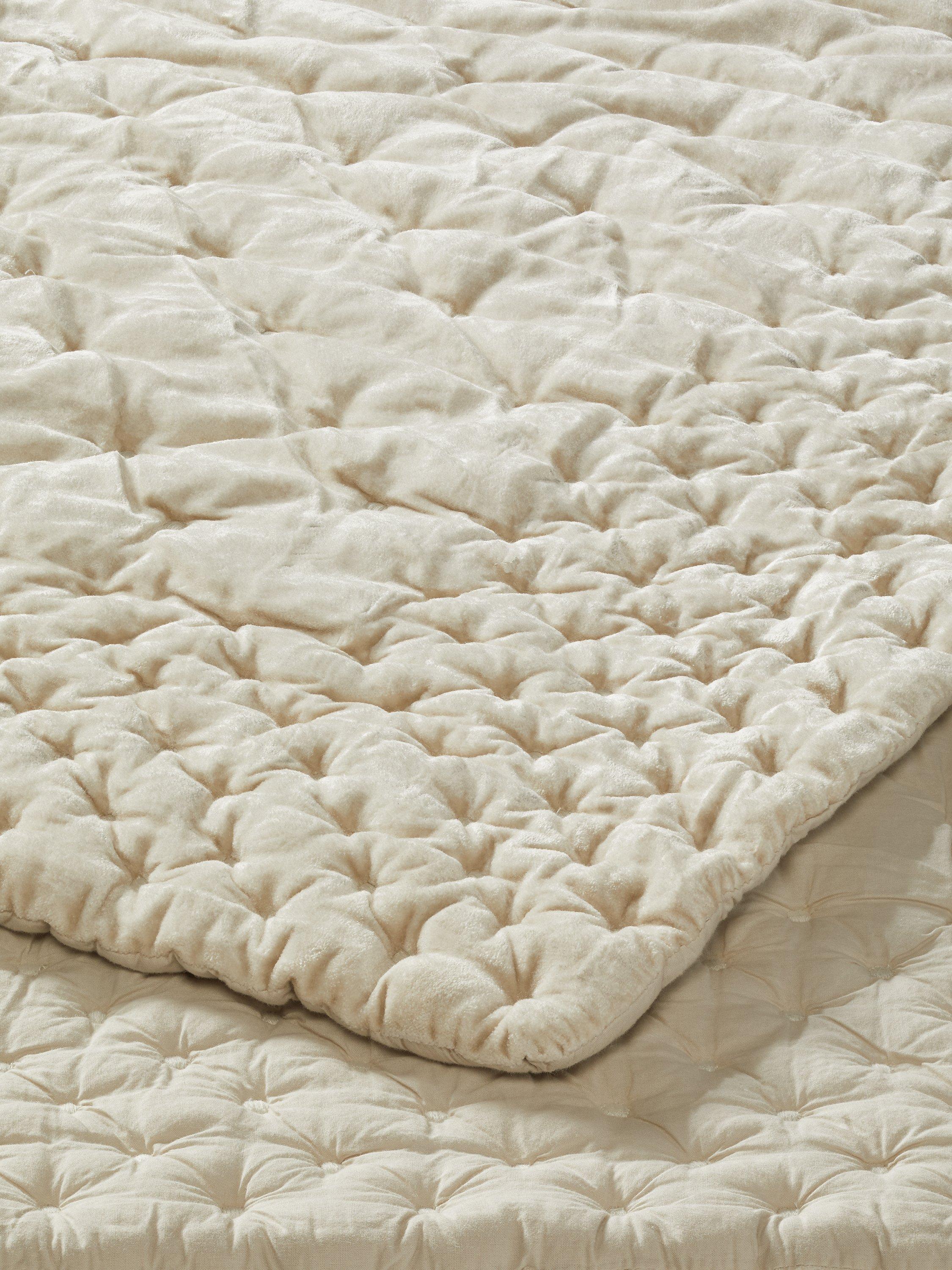 John Lewis Boutique Hotel Velvet Stitch Quilted Bedspread Natural L260 x W250cm