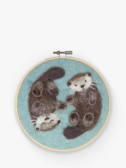 The Crafty Kit Company Needle Felt Otter Hoop Kit, Multi