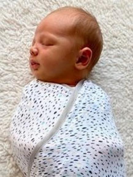 Cheeky Chompers 6-in-1 Multi Muslin Breastfeeding Cover, Speckle - view 2, Multi