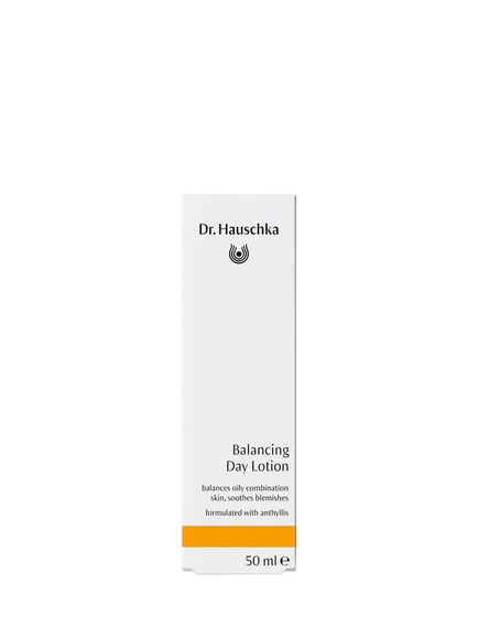 Dr Hauschka Balancing Day Lotion, 50ml - view 2, 