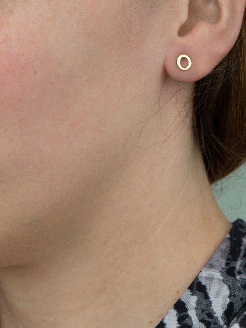 IBB 9ct Gold Initial Stud Earrings, O