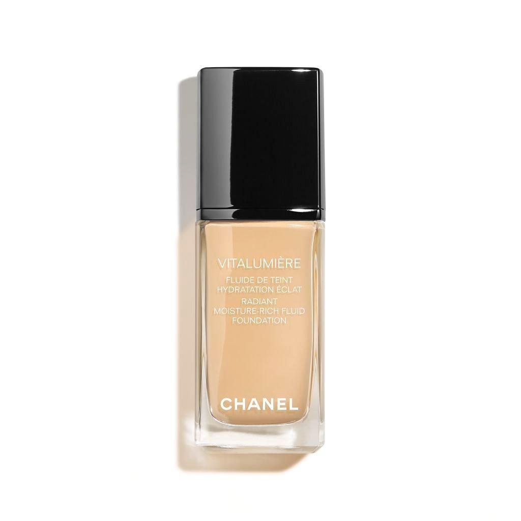 CHANEL Vitalumière Radiant, Moisture-Rich Fluid Foundation, 30 Cendré