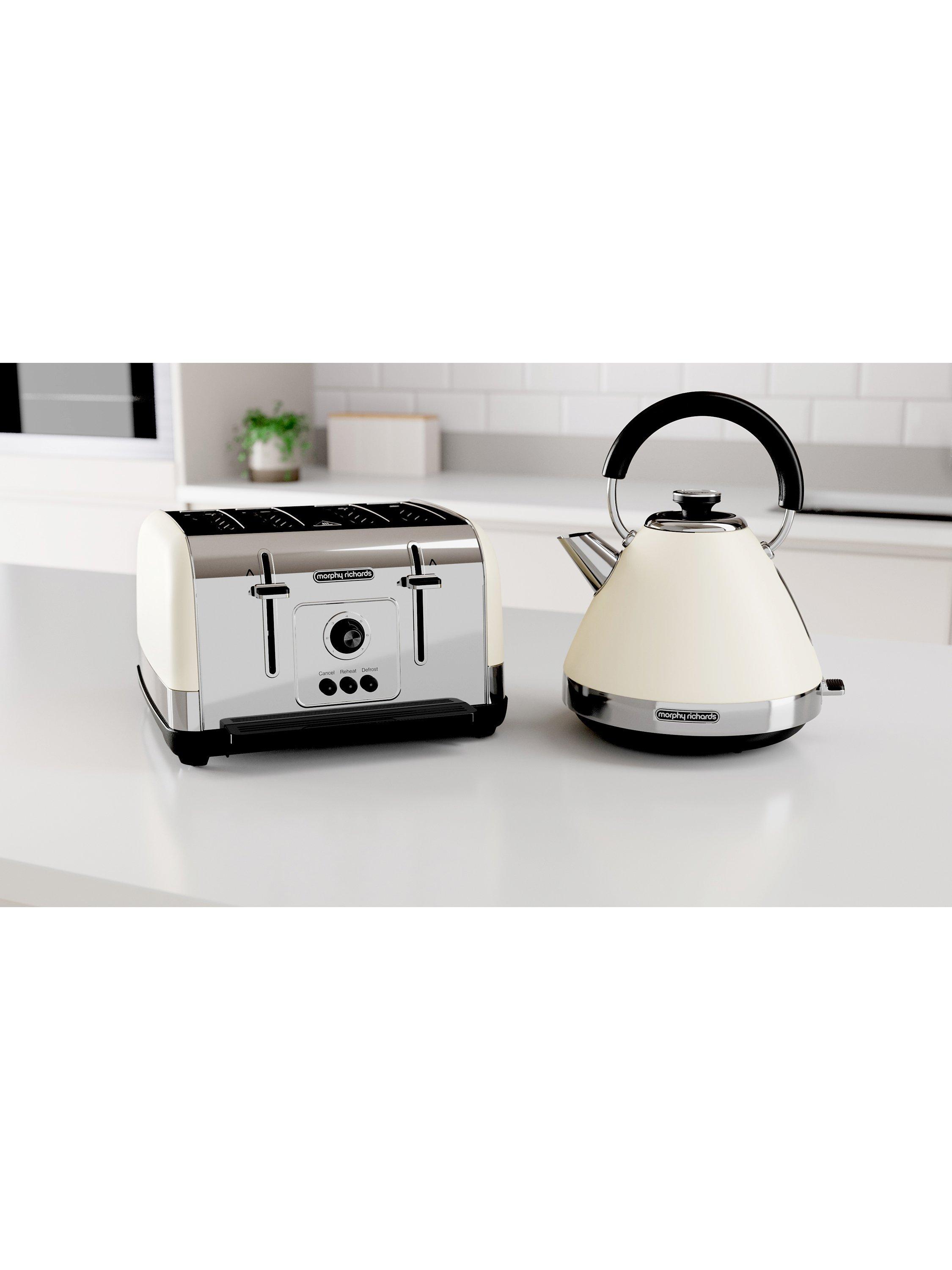 Morphy Richards Venture 4 Slice Toaster Cream