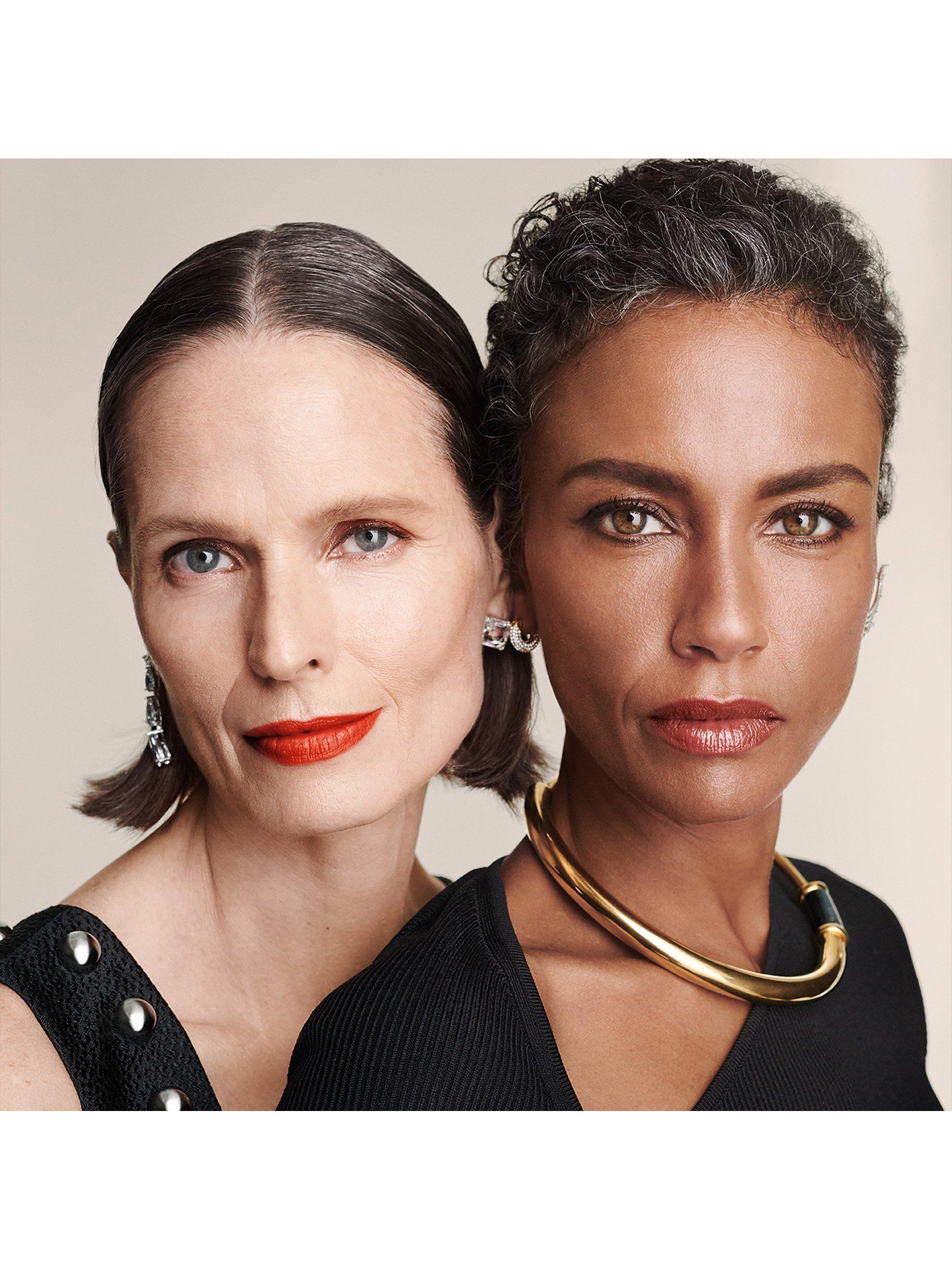 Product image 7 of 9, which shows Bobbi Brown Intensive Serum Foundation SPF40, Walm Almond