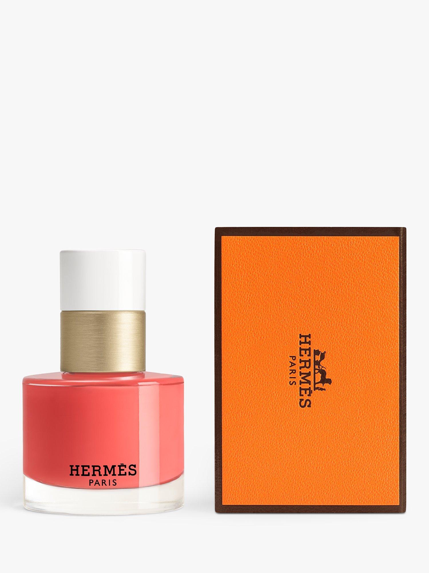 Product image 2 of 8, which shows Hermès Les Mains Hermès Nail Enamel, 30 Rose Horizon