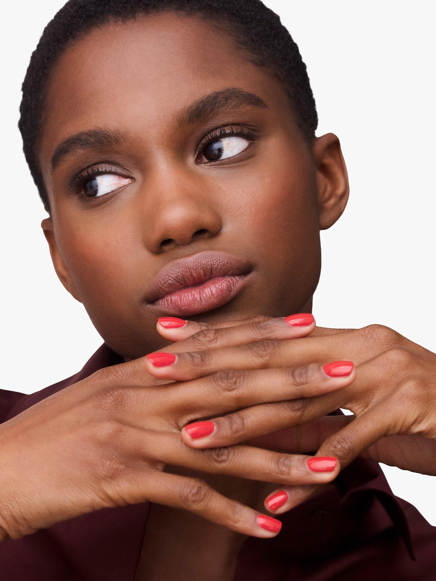 Product image 4 of 8, which shows Hermès Les Mains Hermès Nail Enamel, 30 Rose Horizon