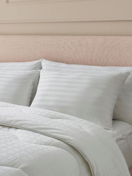 The Fine Bedding Company Boutique Silk® Standard Pillow, Medium - view 2, White
