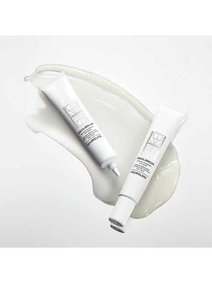 Hourglass Equilibrium Instant Plumping Eye Mask, 30ml - view 2, 