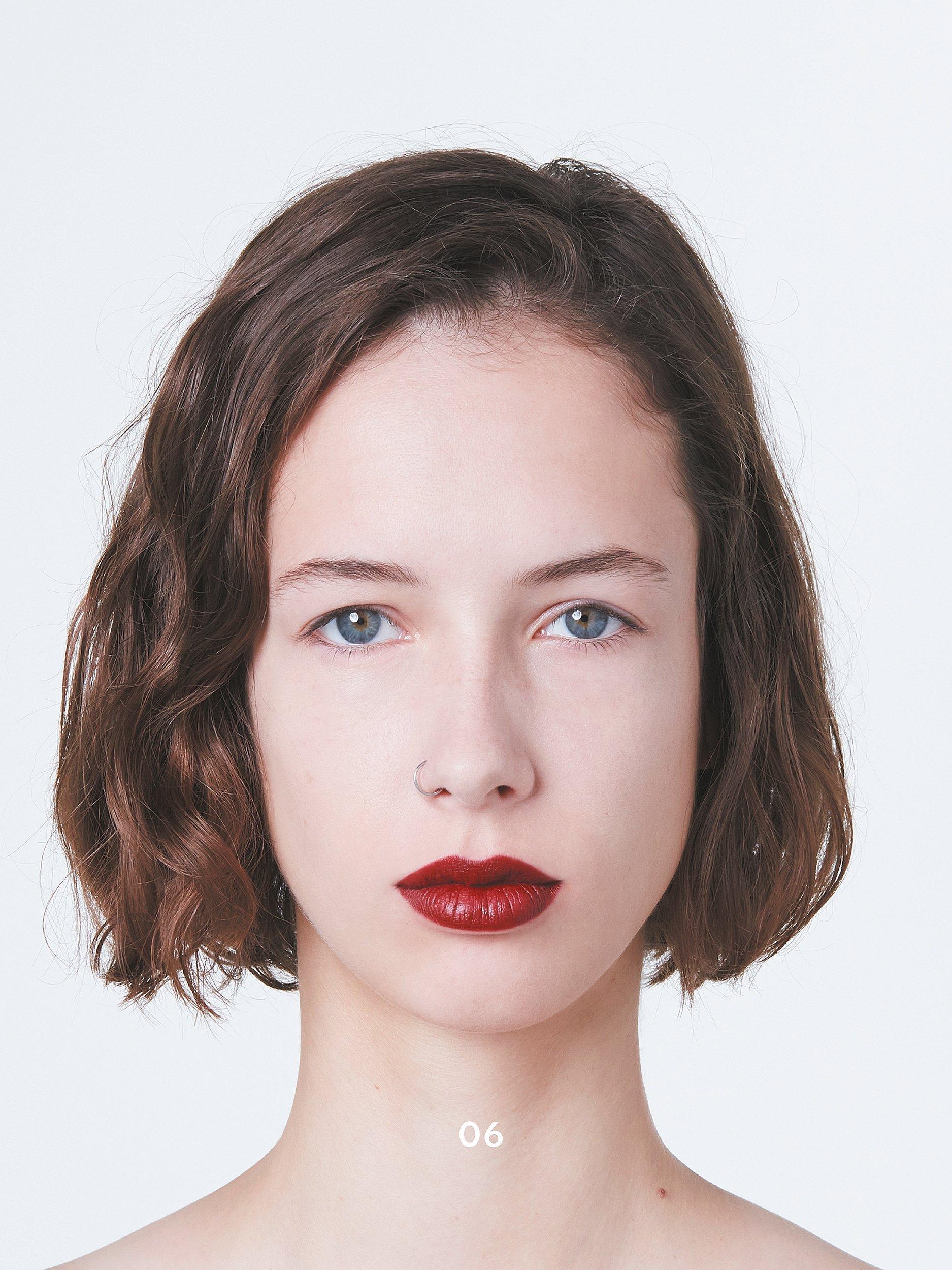 Product image 3 of 6, which shows Gucci Crayon Contour Des Lèvres Lip Pencil, 06 Rust Red