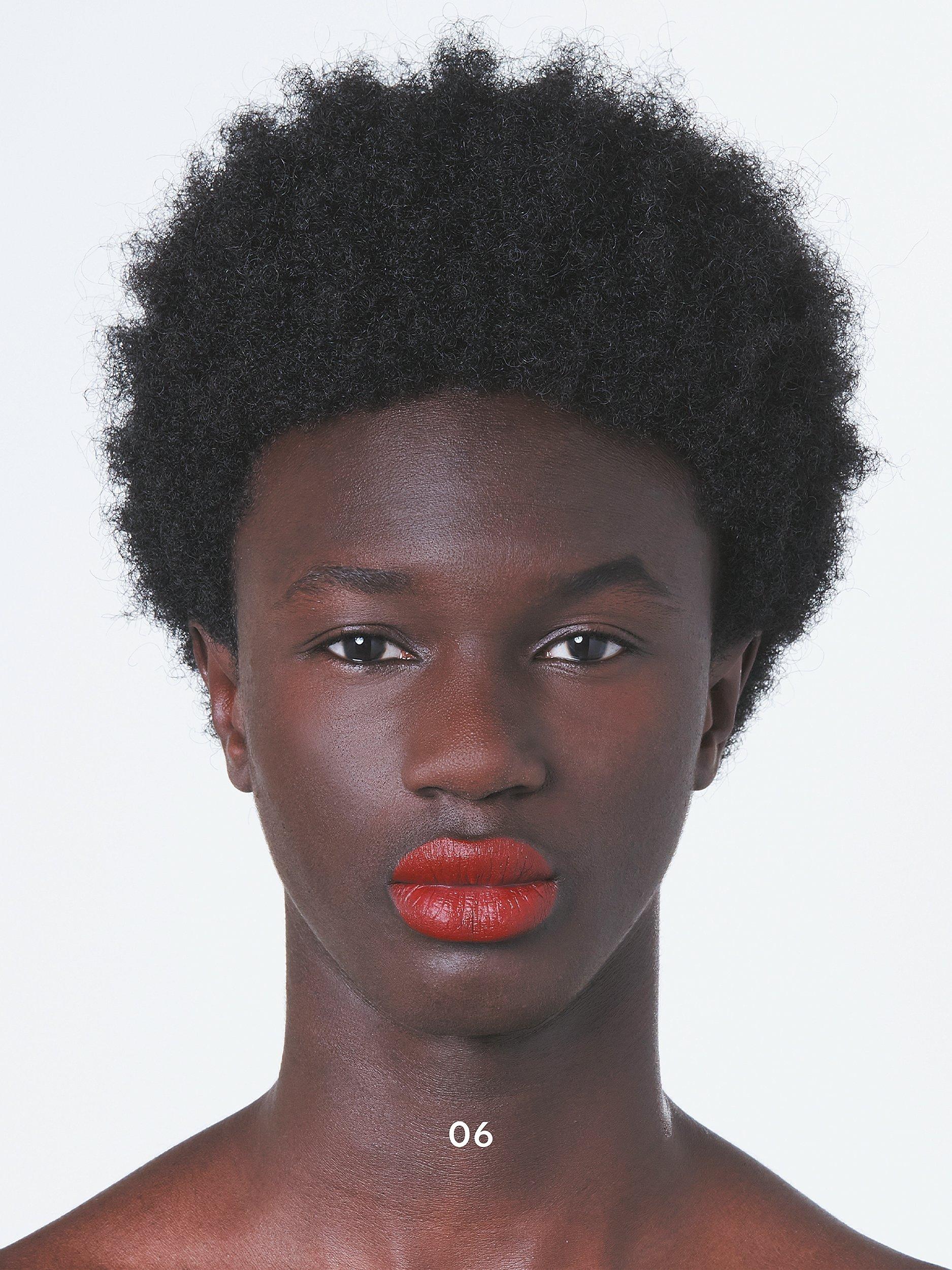 Product image 4 of 6, which shows Gucci Crayon Contour Des Lèvres Lip Pencil, 06 Rust Red