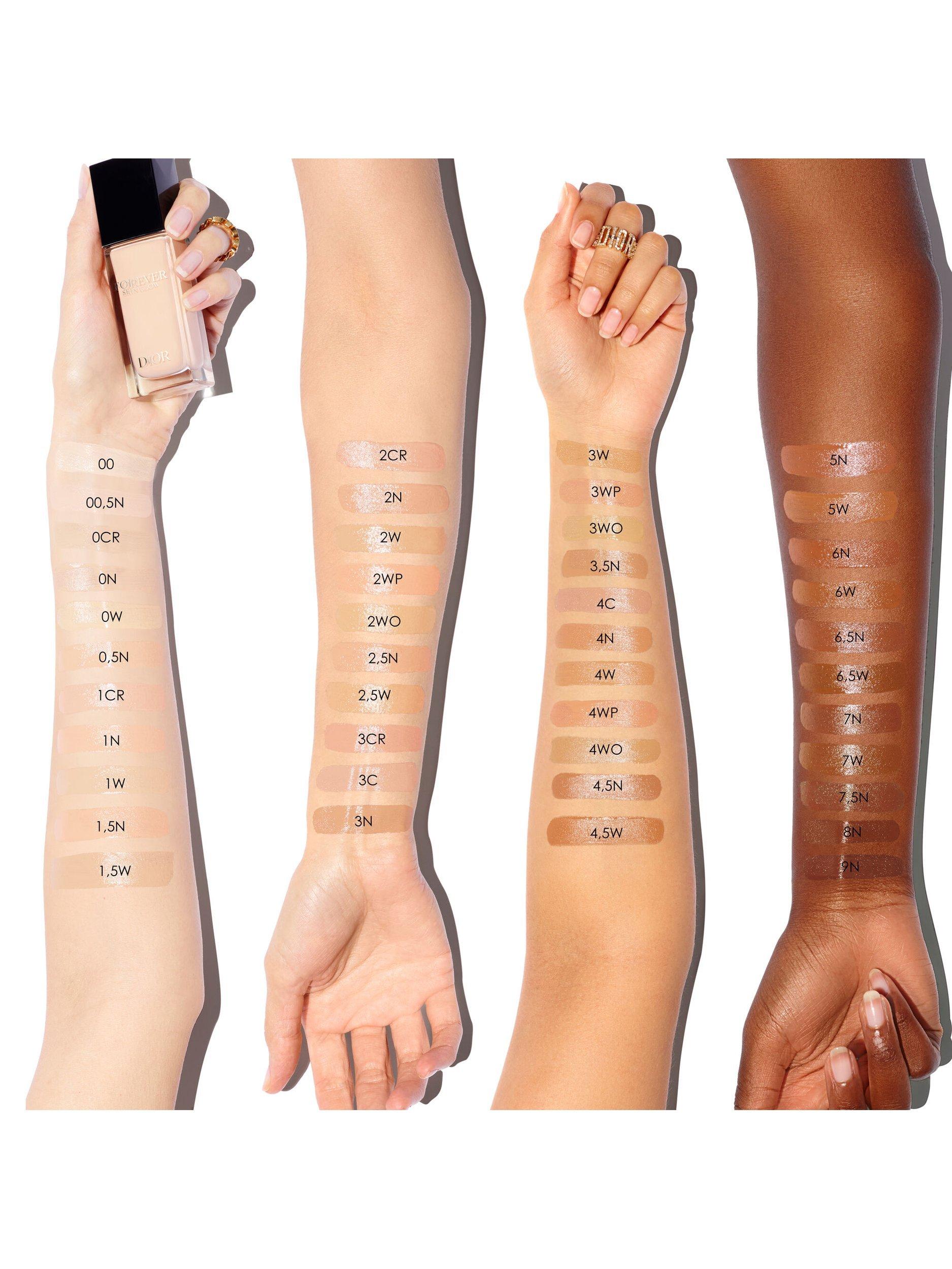 Product image 4 of 9, which shows DIOR Forever Skin Glow Foundation, 4.5W