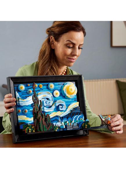LEGO Ideas 21333 Vincent van Gogh - The Starry Night - view 2, 