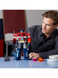 LEGO Icons 10302 Optimus Prime - view 2, 