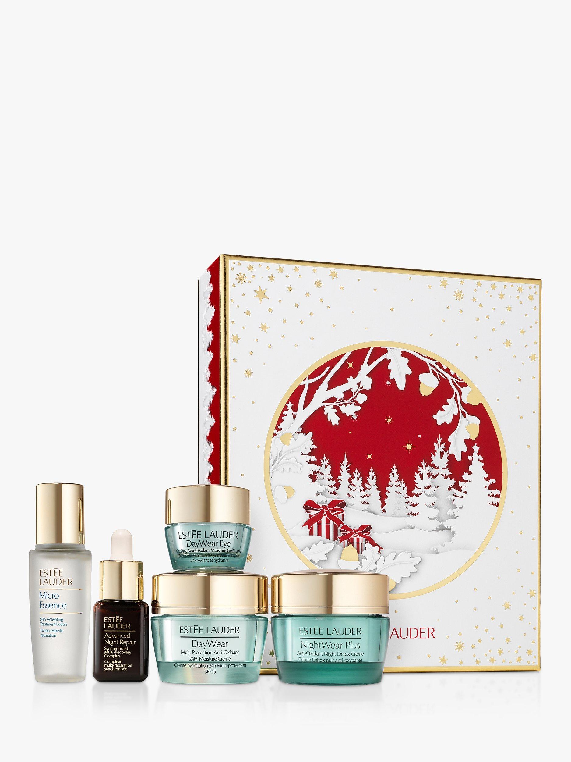 Estée Lauder Stay Young. Start Now. DayWear Moisturiser Daily Skin Defenders Skincare Gift Set
