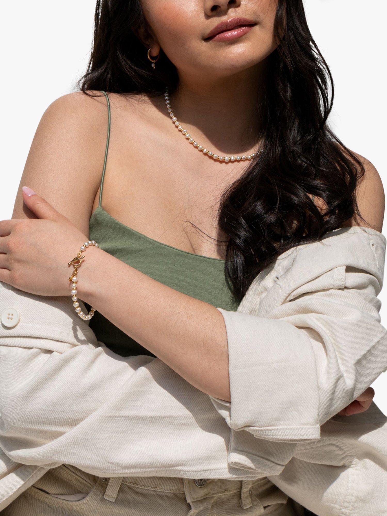 Product image 2 of 4, which shows Dower & Hall Halo Freshwater Pearl Bracelet, Gold