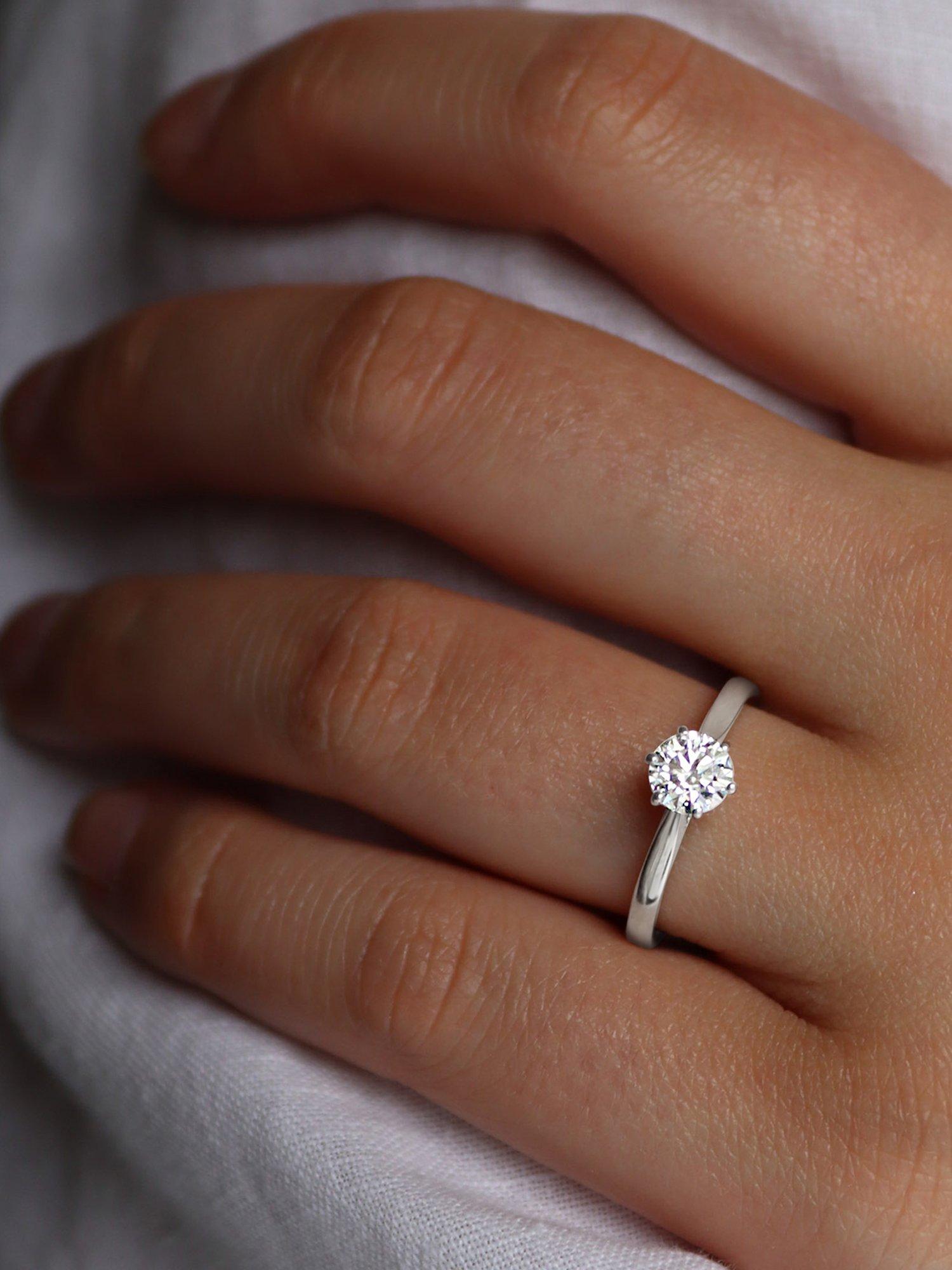 Product image 4 of 5, which shows Milton & Humble Jewellery Pre-Loved 18ct White Gold Diamond Engagement Ring