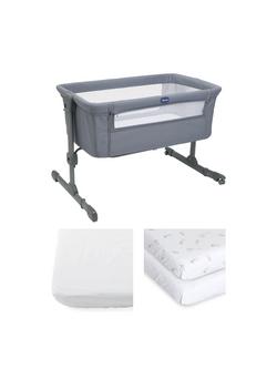 Chicco Next2Me Essential Bedside Crib, Matress Cover & Fitted Sheets Bundle, Dune Re-lux, 