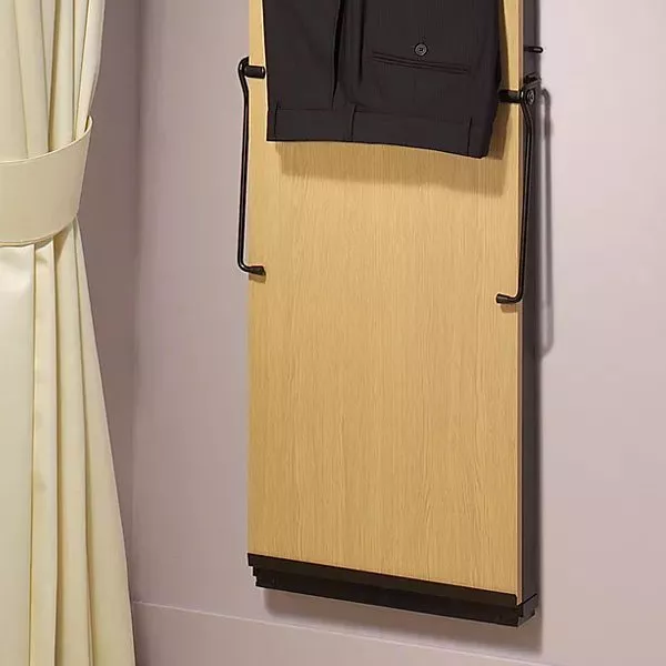 Trouser press