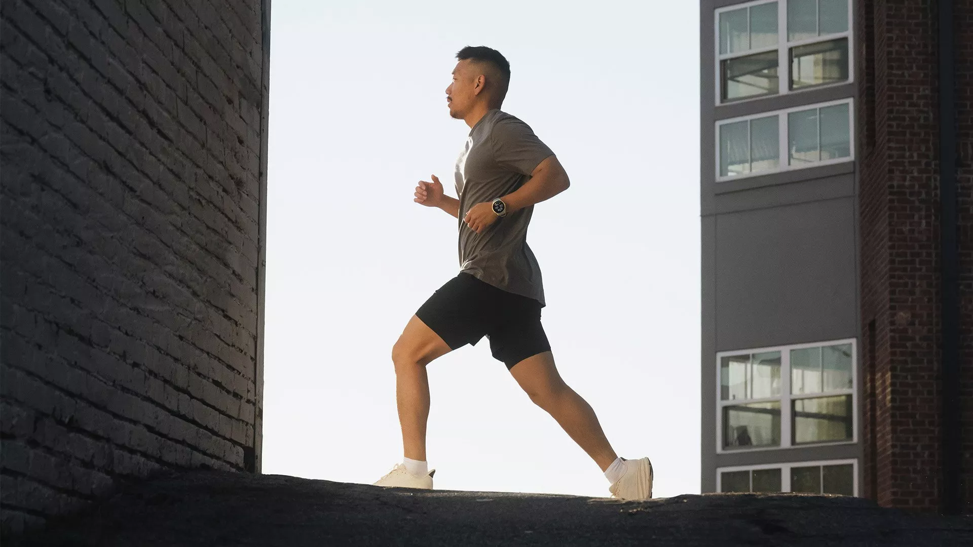 A banner showing a runner with a garmin watch