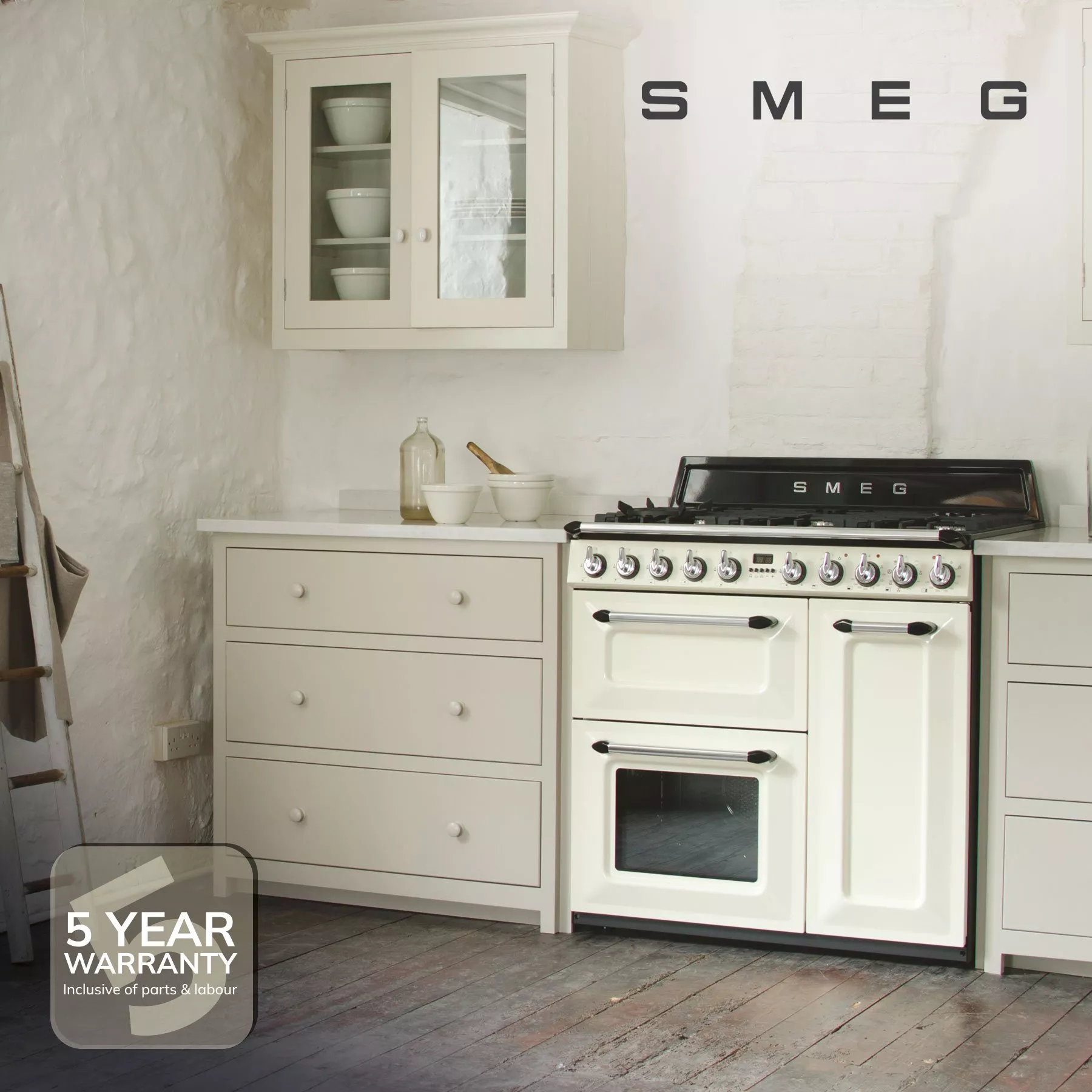 Smeg range cooker in a neutral coloured kitchen 