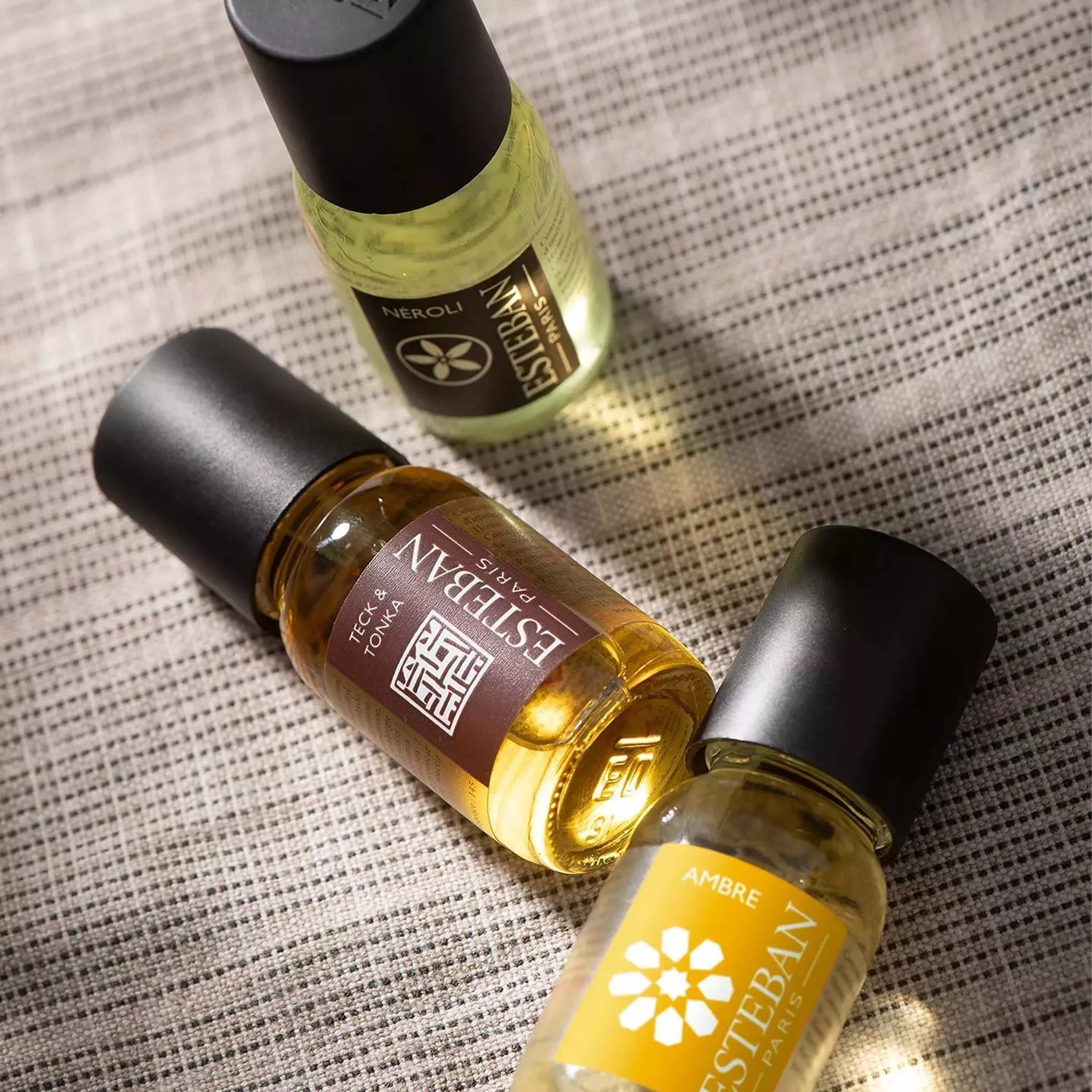 3 diffuser refills of varying scents