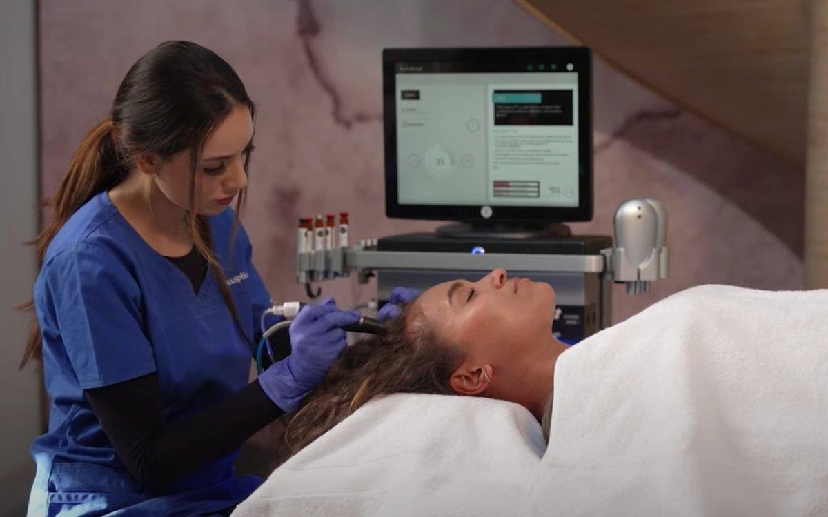 John Lewis Beauty Guide and Partner Georgia trials the Hydrafacial Keravive scalp treatment offered at selected John Lewis' Cavendish Clinic locations