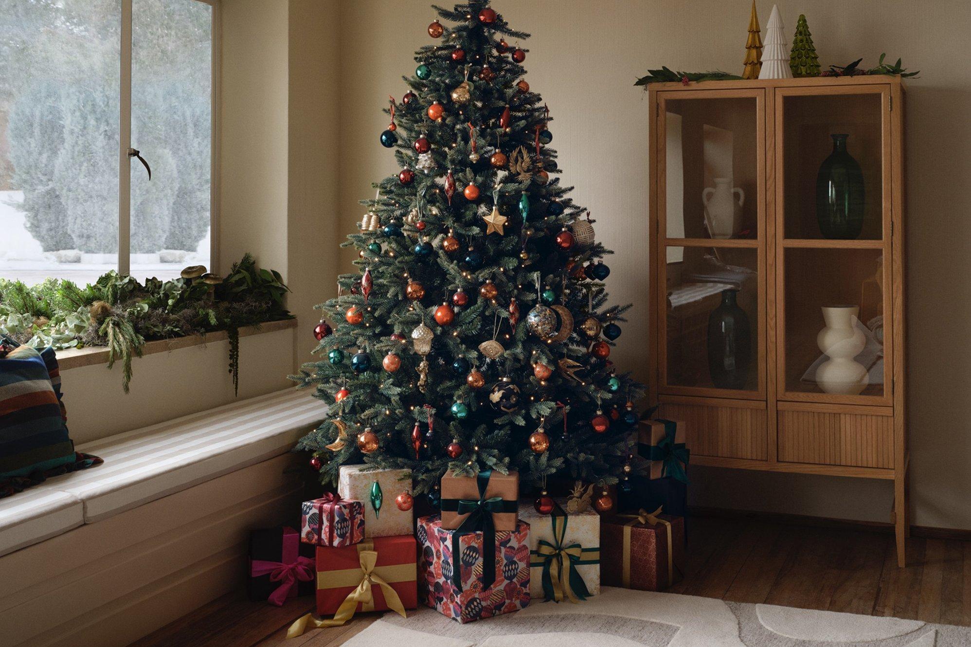 5 steps to decorating your best Christmas tree yet
