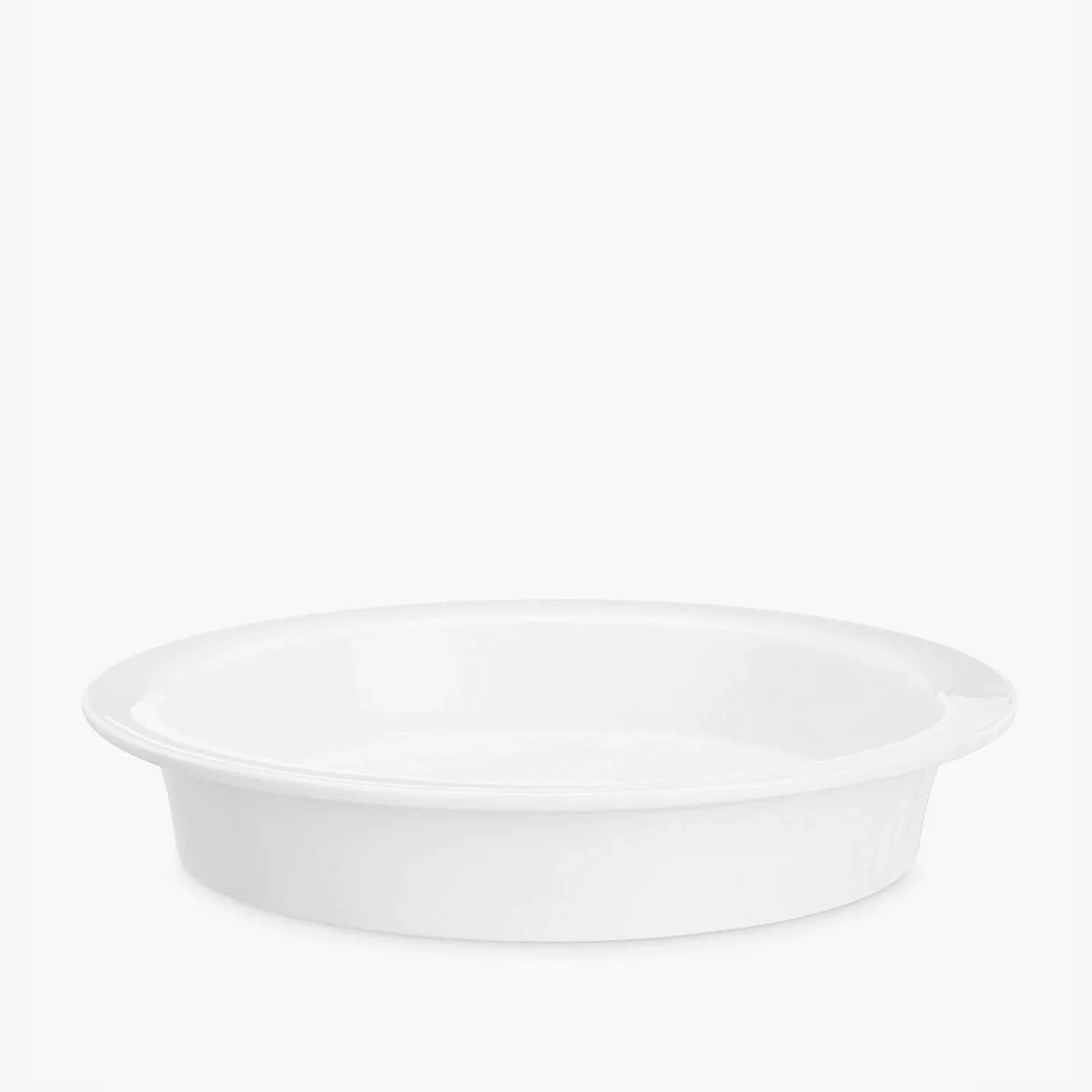 White oval ceramic baking dish on a clean white background, ideal for roasting, gratins and oven to table serving