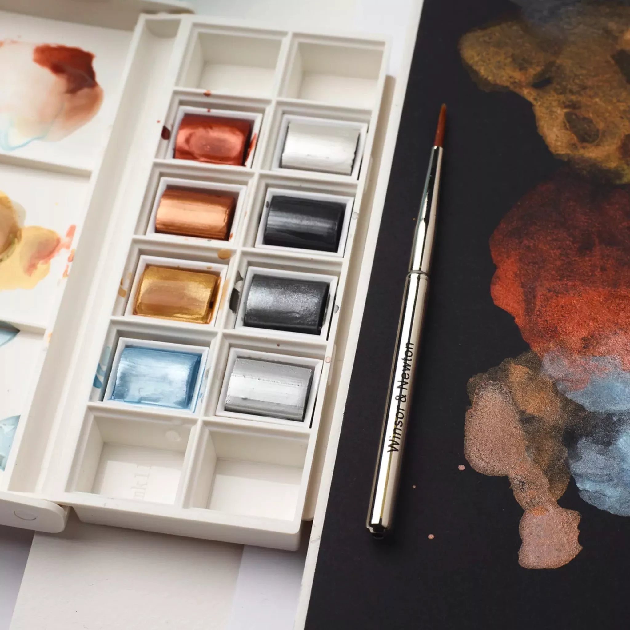 Paint palette with brush